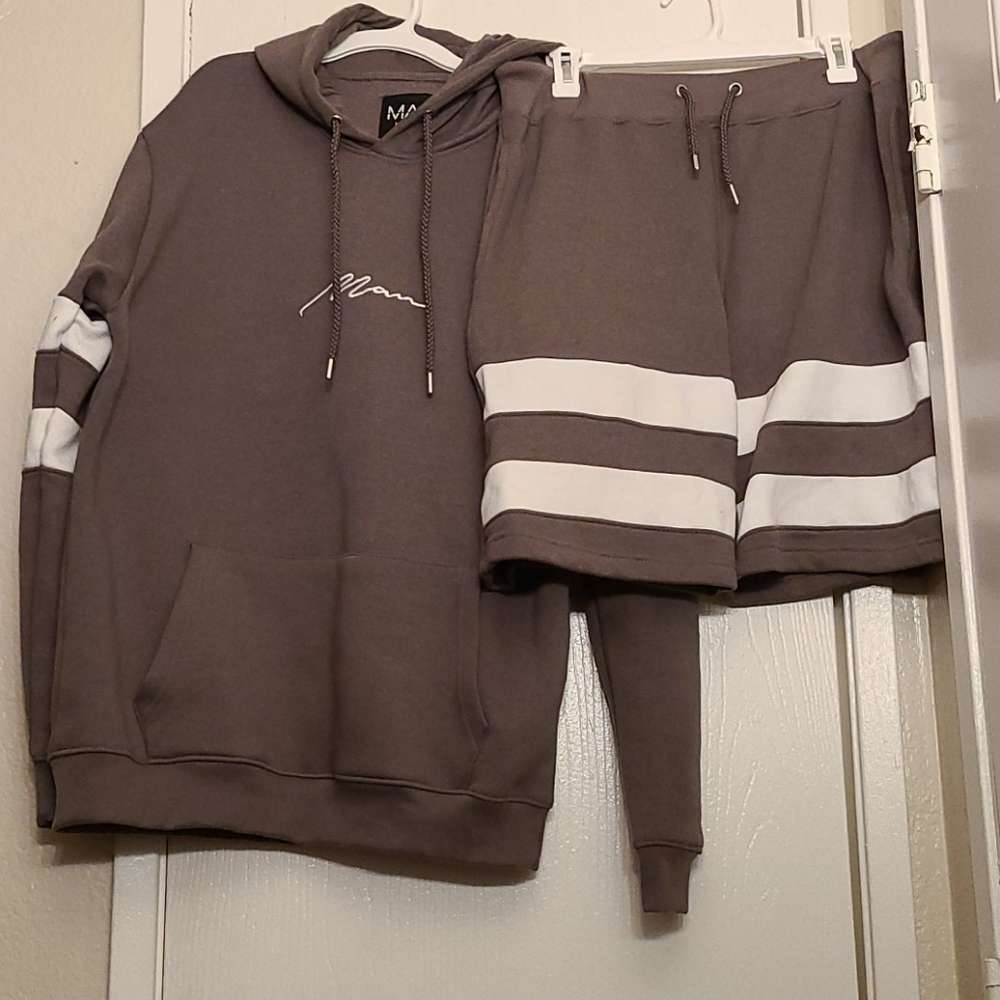 Mens short set